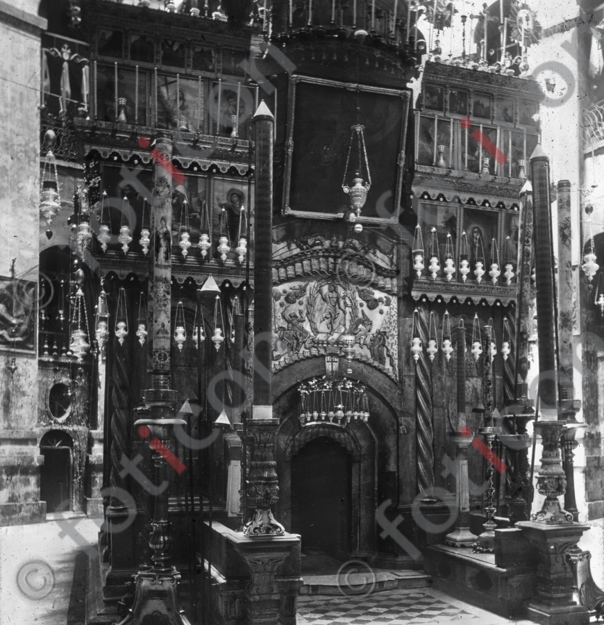 Die Grabeskapelle | The tomb chapel - Foto foticon-simon-129-030-sw.jpg | foticon.de - Bilddatenbank für Motive aus Geschichte und Kultur